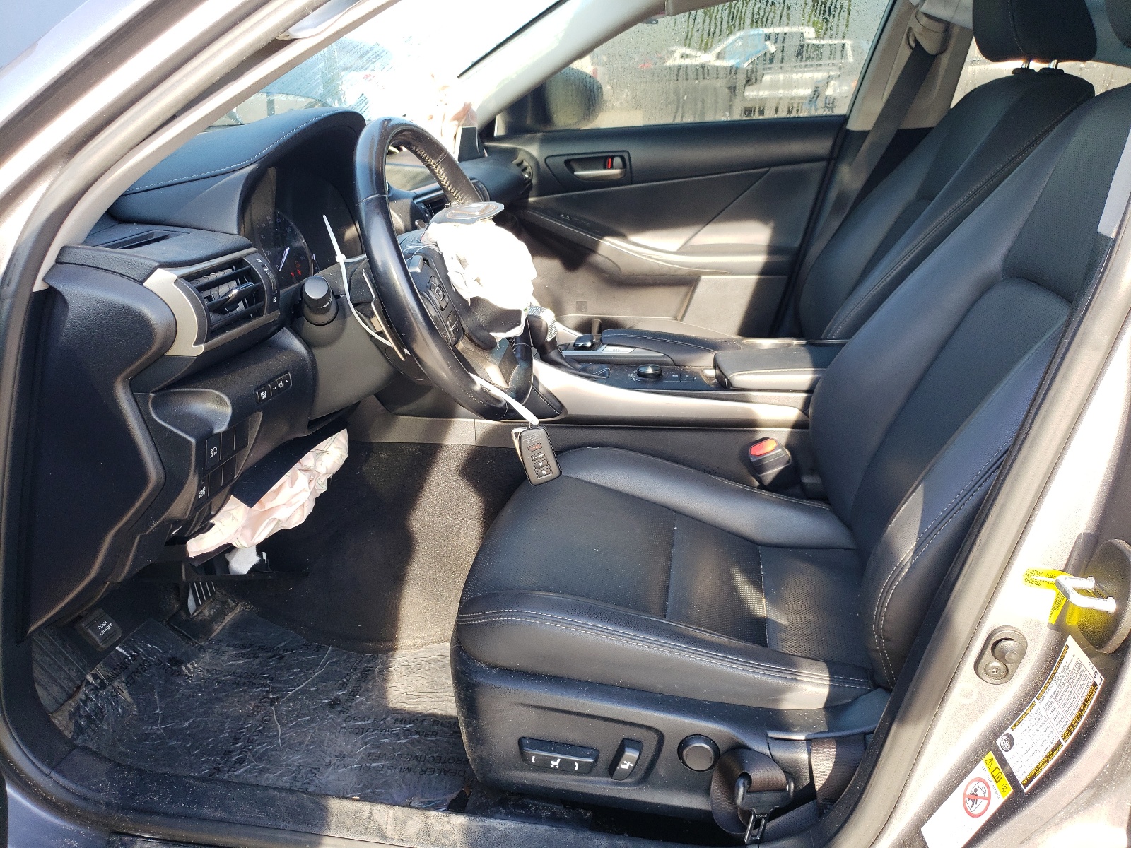 JTHCM1D2XH5019123 2017 Lexus Is 300