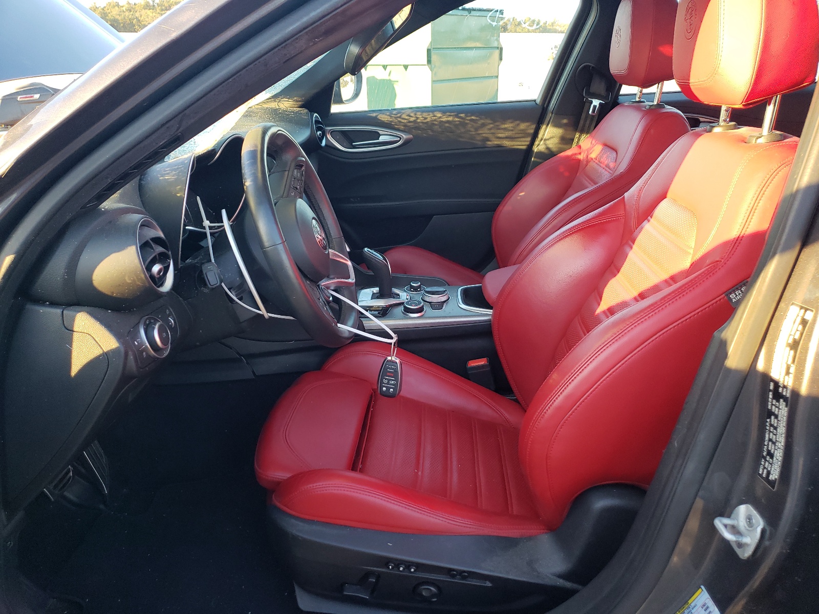 ZARFAMBN2P7670664 2023 Alfa Romeo Giulia Ti