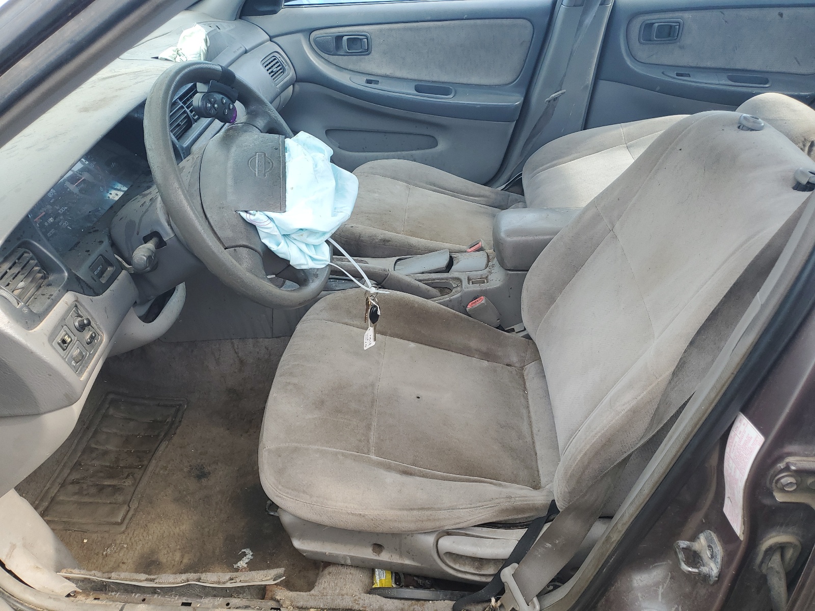 1N4DL01D4WC117619 1998 Nissan Altima Xe