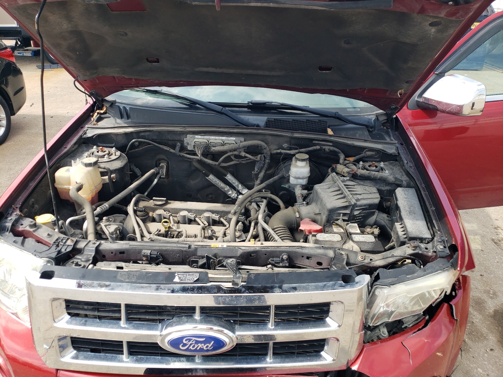 1FMCU9D7XBKC12405 2011 Ford Escape Xlt