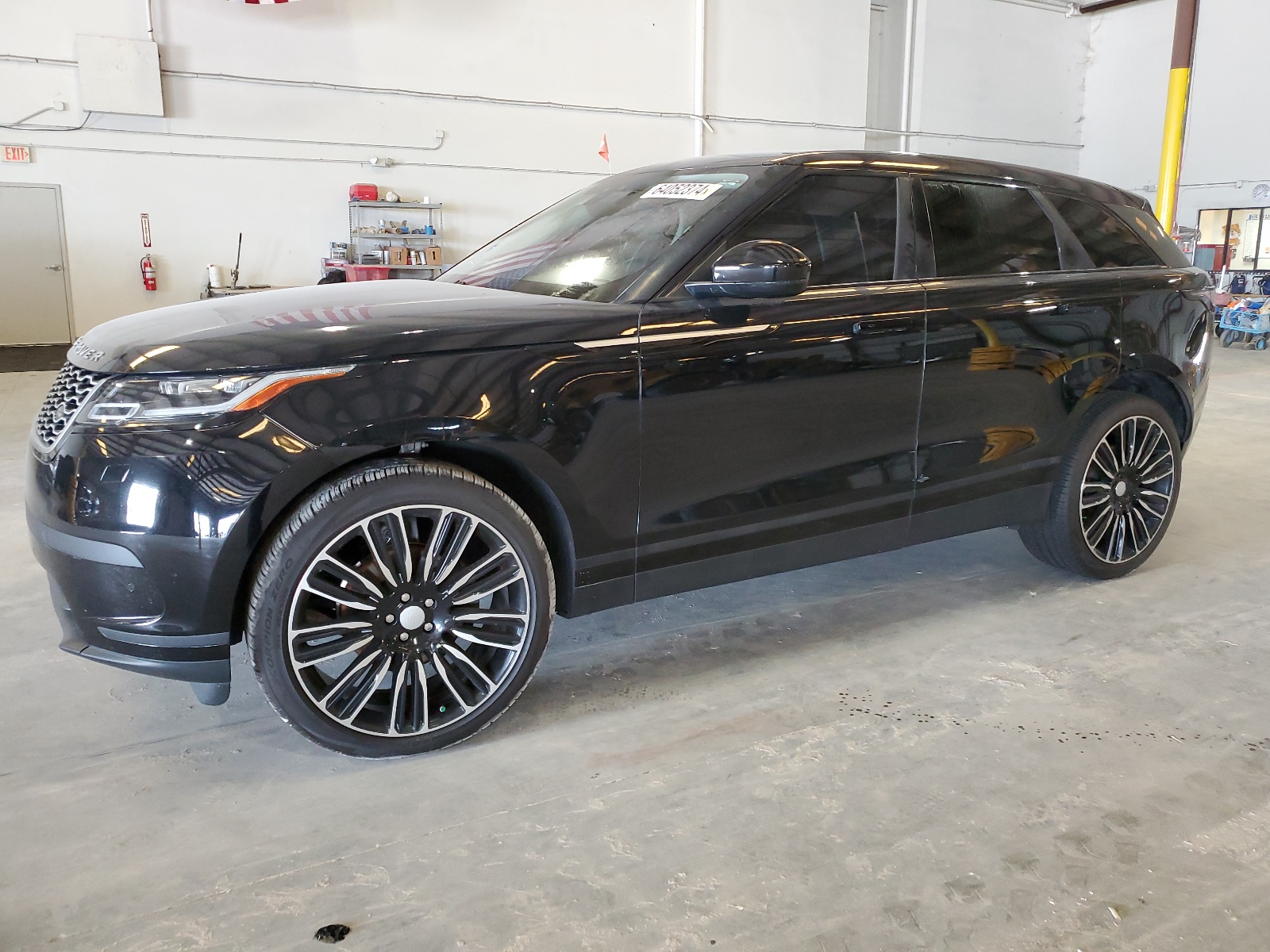 2020 Land Rover Range Rover Velar S vin: SALYB2EX9LA249094