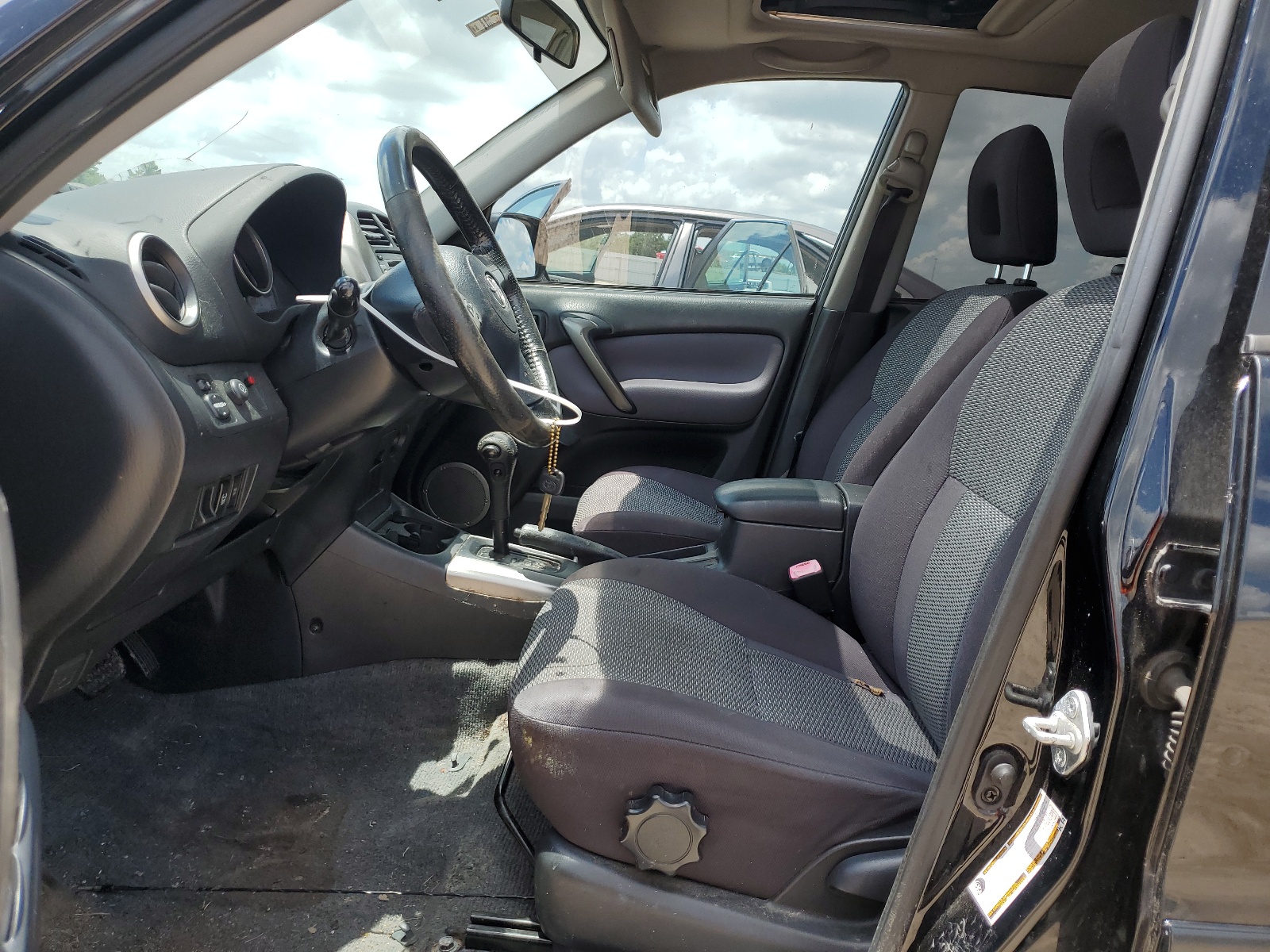 JTEGD20V440039220 2004 Toyota Rav4