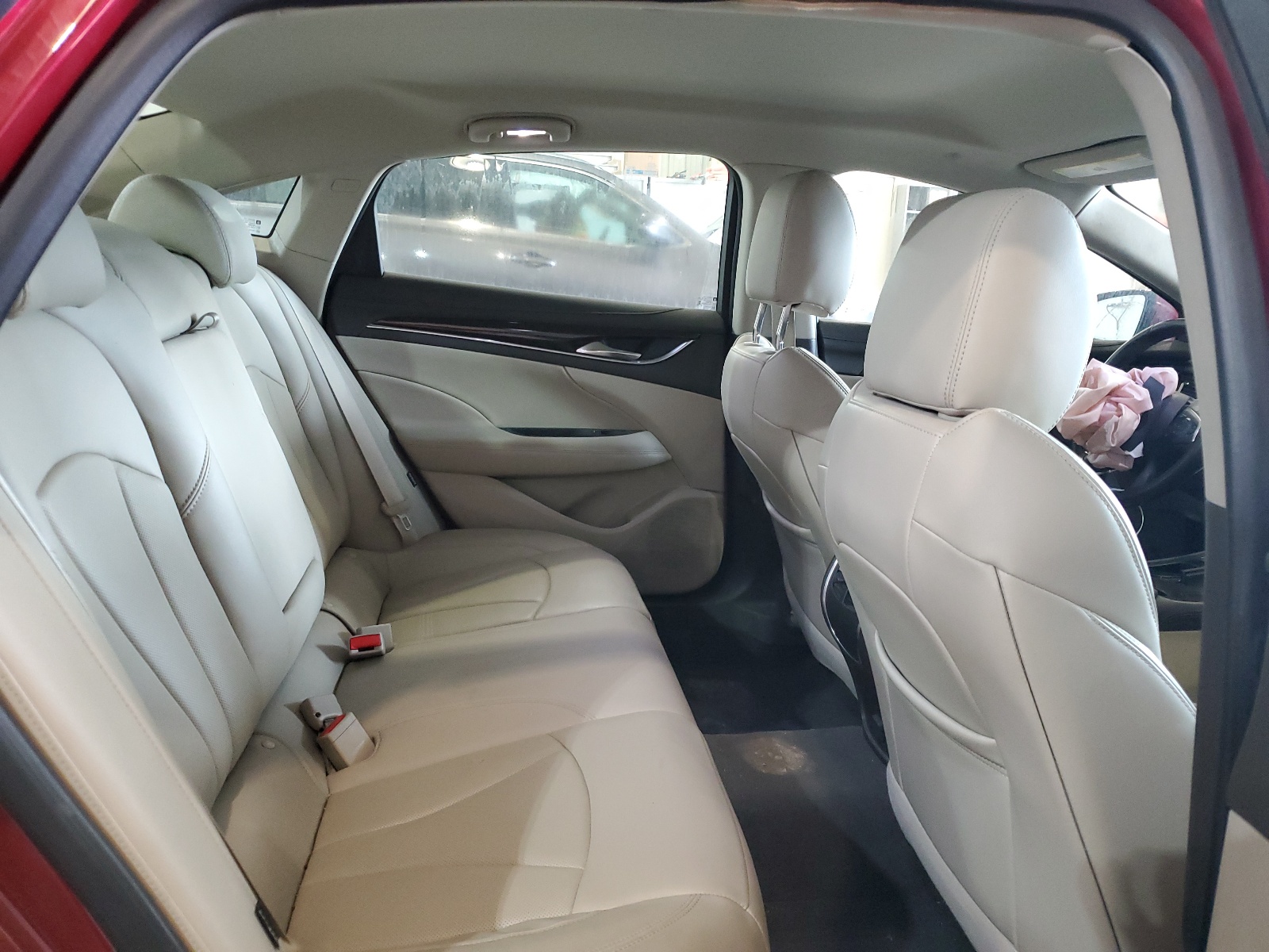 1G4ZP5SS1KU107676 2019 Buick Lacrosse Essence