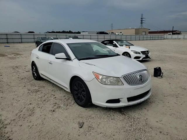 2010 Buick Lacrosse Cx VIN: 1G4GB5EG7AF261261 Lot: 62836434