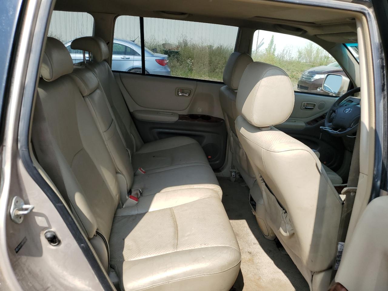 2004 Toyota Highlander VIN: JTEEP21AX40018463 Lot: 64111864