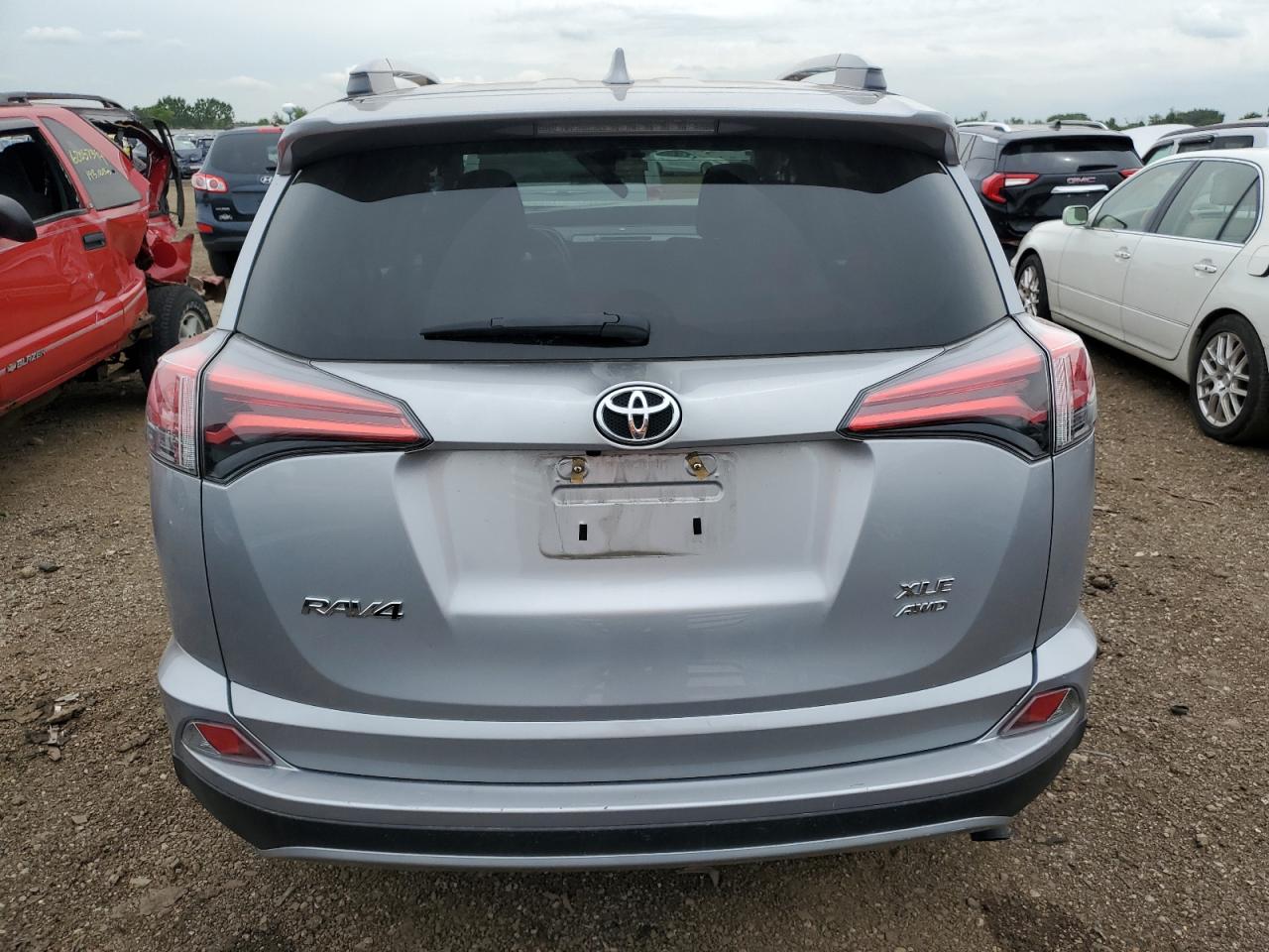 2017 Toyota Rav4 Xle VIN: 2T3RFREV4HW629346 Lot: 62258444