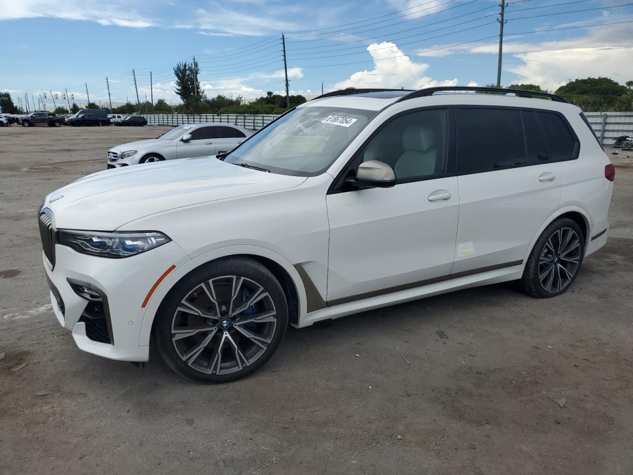 2022 BMW X7 M50I VIN: 5UXCX6C04N9K06821 Lot: 61867054
