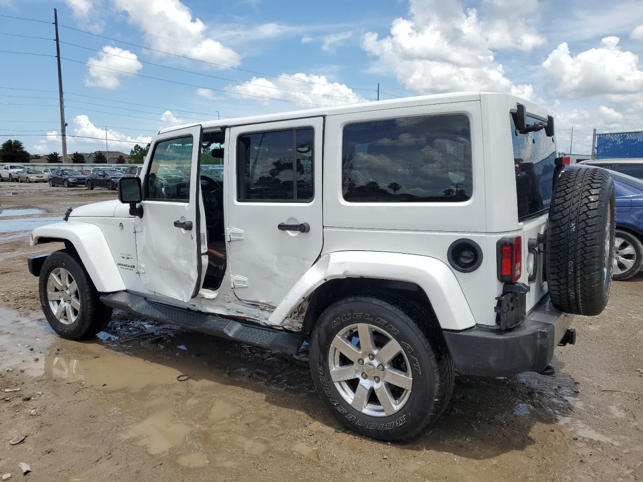 2017 Jeep Wrangler Unlimited Sahara VIN: 1C4BJWEG5HL559696 Lot: 64034444