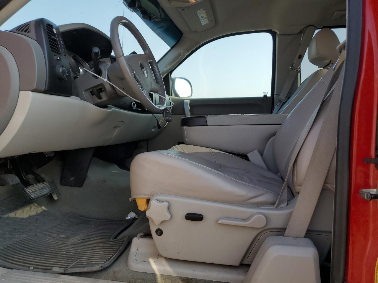 2010 GMC Sierra K1500 Sle VIN: 1GTSKVE38AZ107216 Lot: 64008024