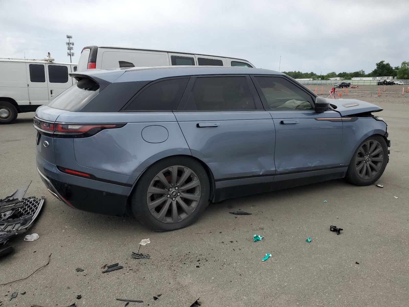 2018 Land Rover Range Rover Velar R-Dynamic Se vin: SALYL2RV9JA714119