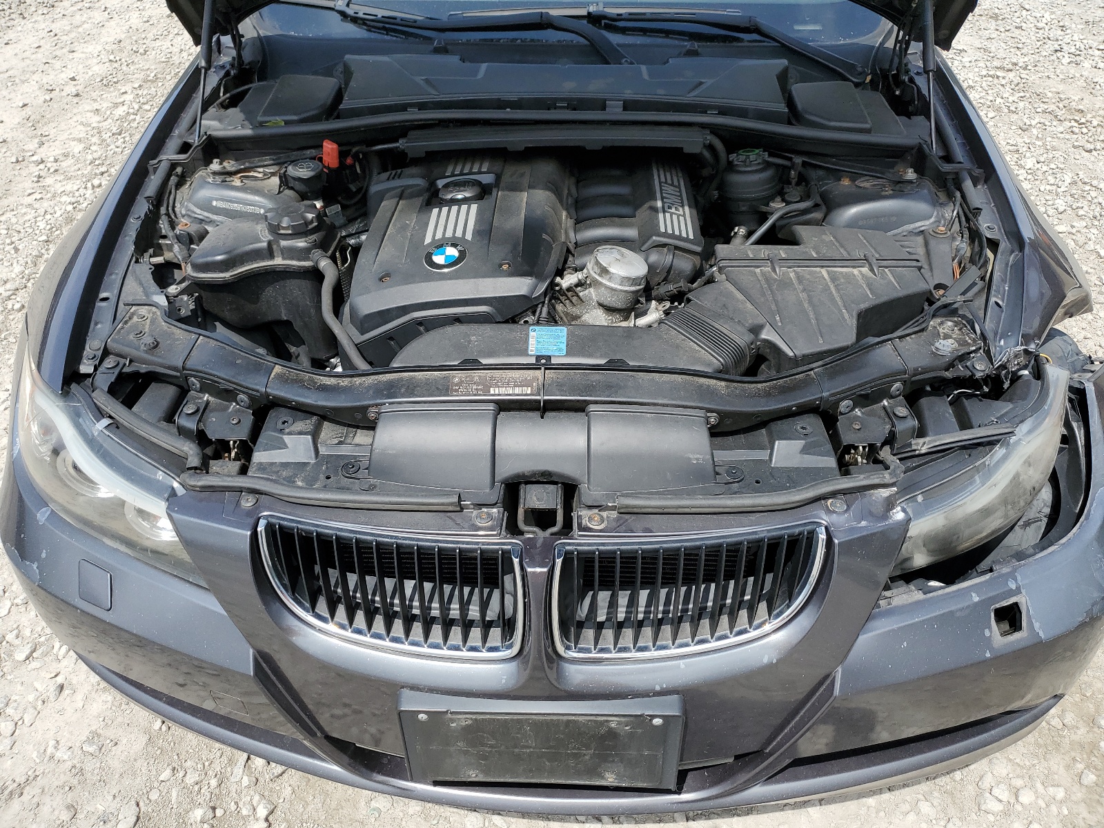 WBAVC93597KX53739 2007 BMW 328 Xi