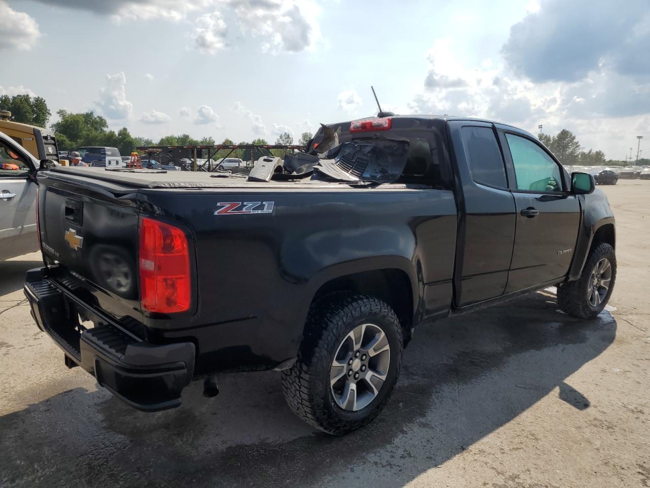 2018 Chevrolet Colorado - Image 3