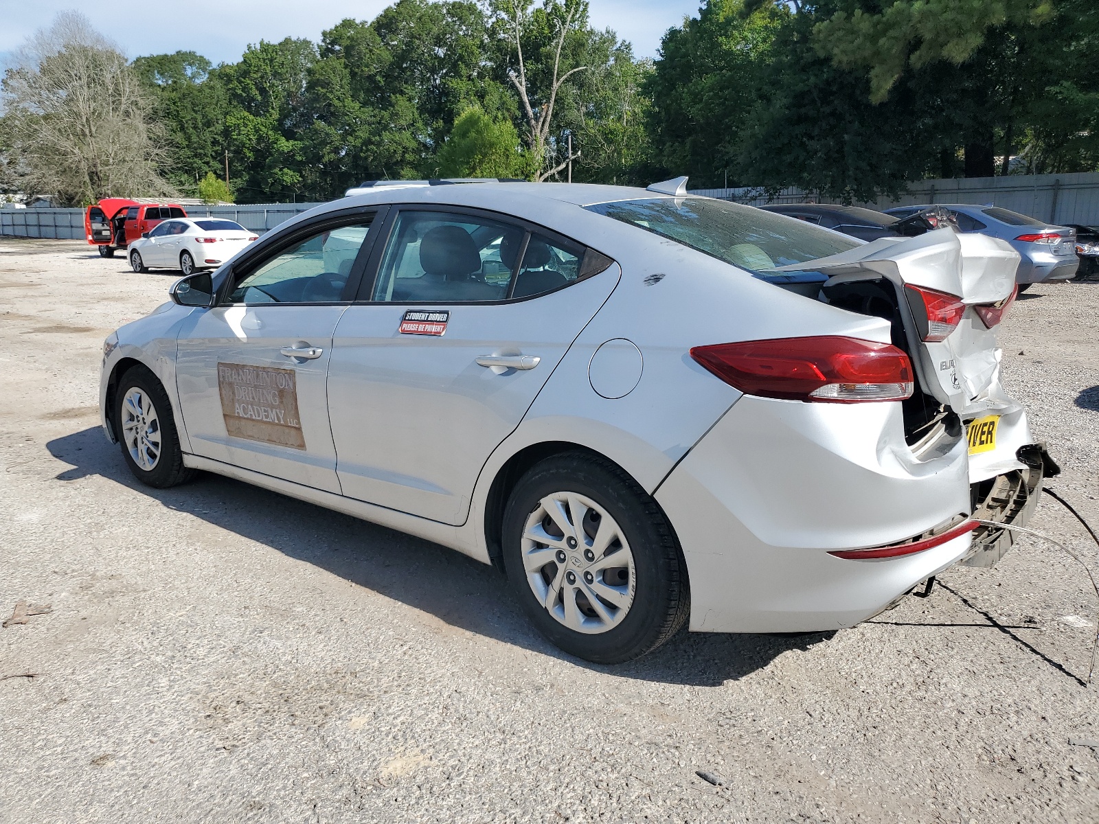 2017 Hyundai Elantra Se vin: KMHD74LF2HU116854