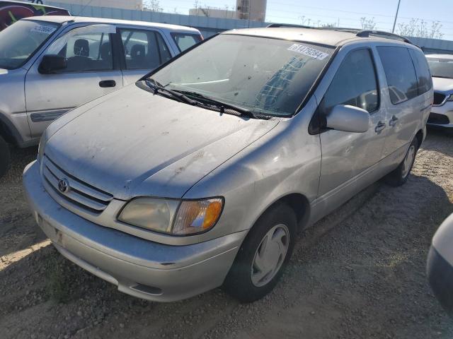 2002 Toyota Sienna Le for Sale in Martinez, CA - Vandalism