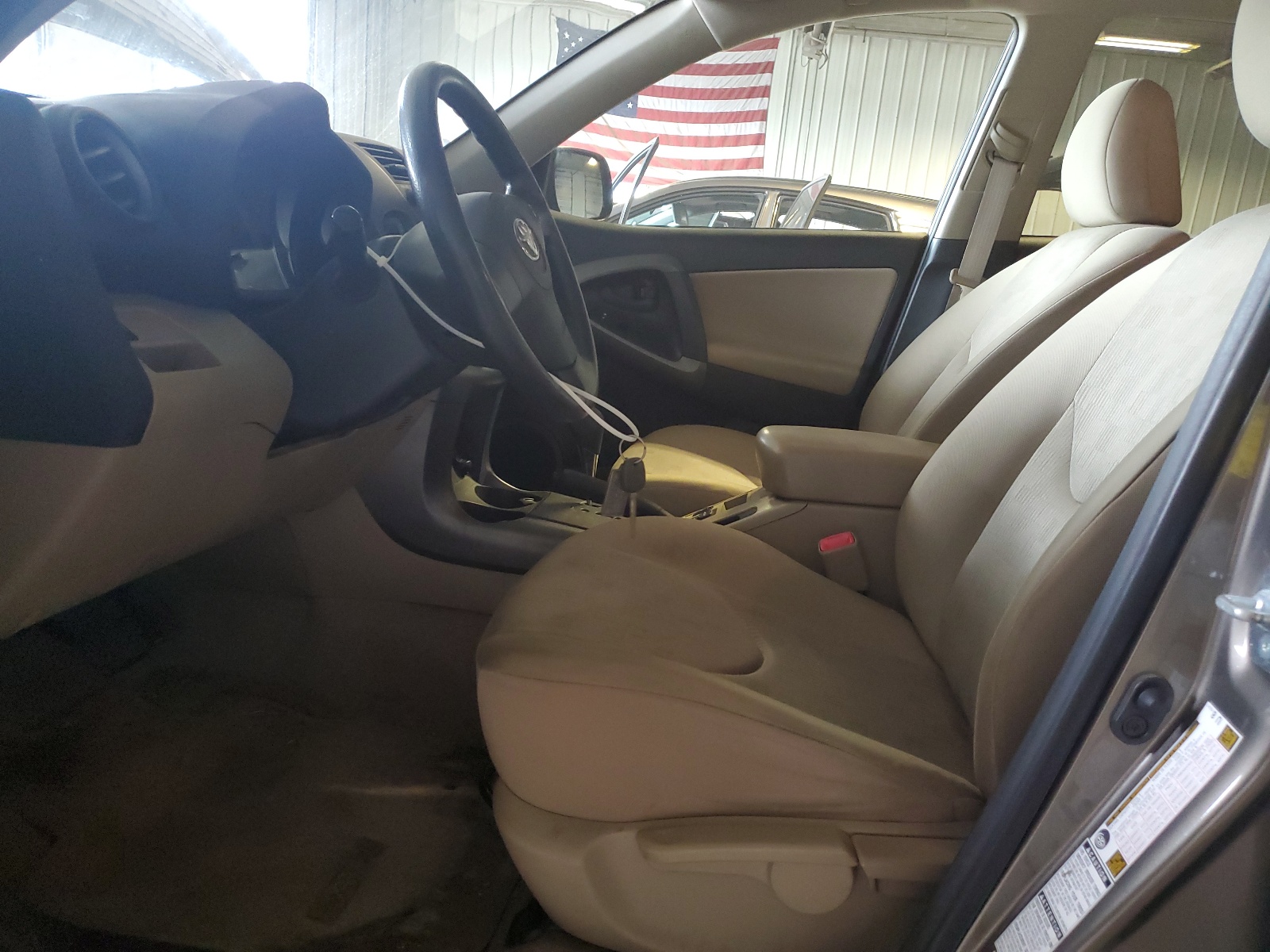 JTMBF4DV7AD030014 2010 Toyota Rav4