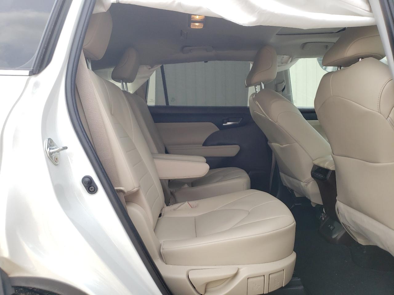 2021 Toyota Highlander Xle VIN: 5TDGZRAH4MS532061 Lot: 61127314