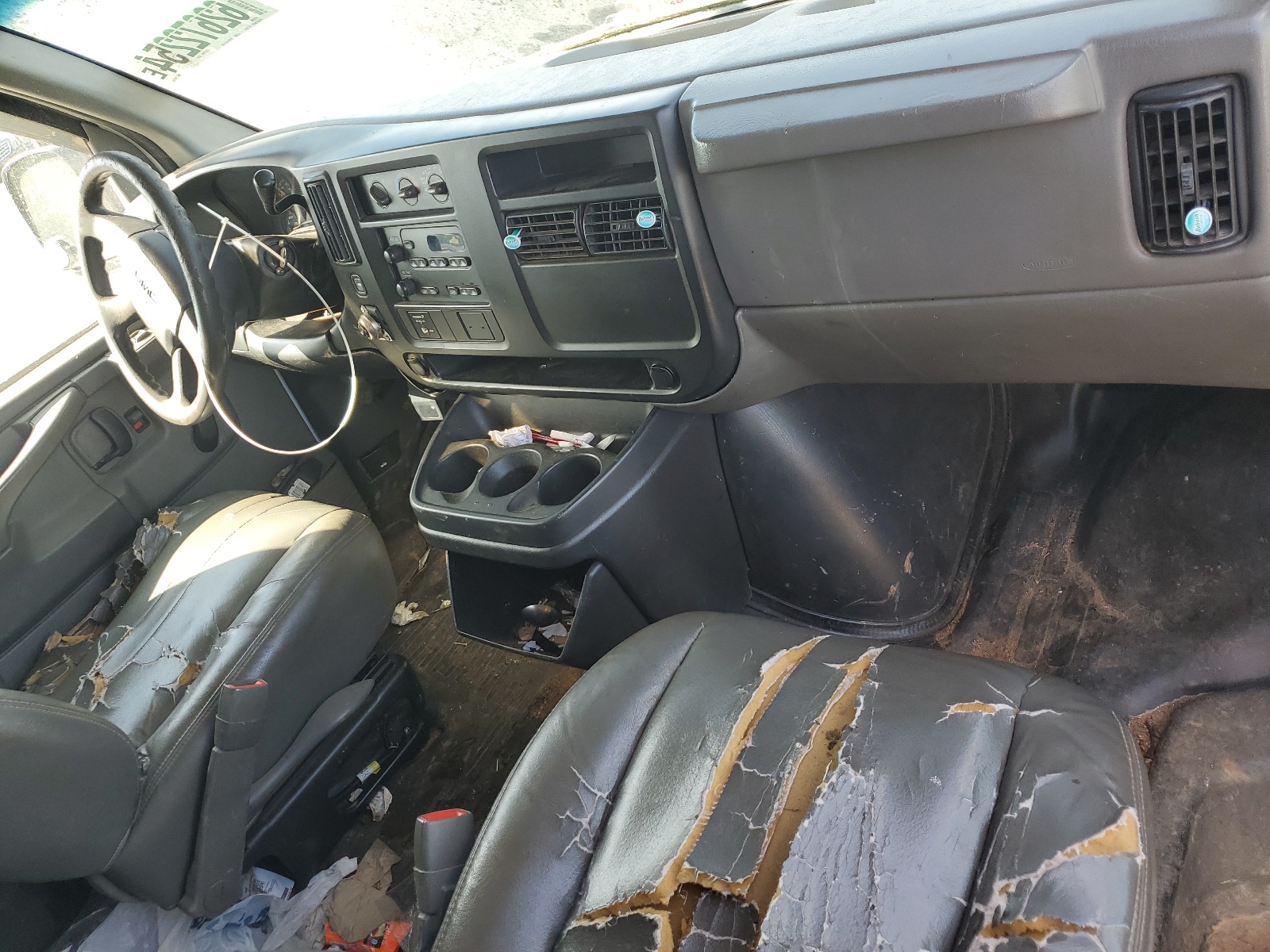 1GTGG25V761210267 2006 GMC Savana G2500