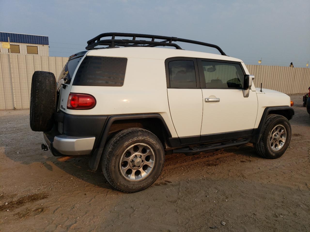 2011 Toyota Fj Cruiser VIN: JTEBU4BF5BK112222 Lot: 64017514