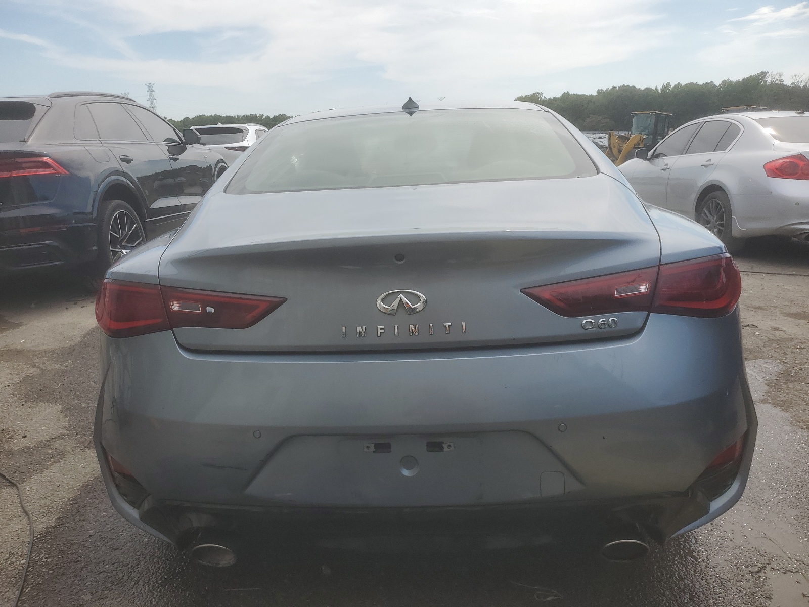 JN1EV7EK2HM362784 2017 Infiniti Q60 Premium