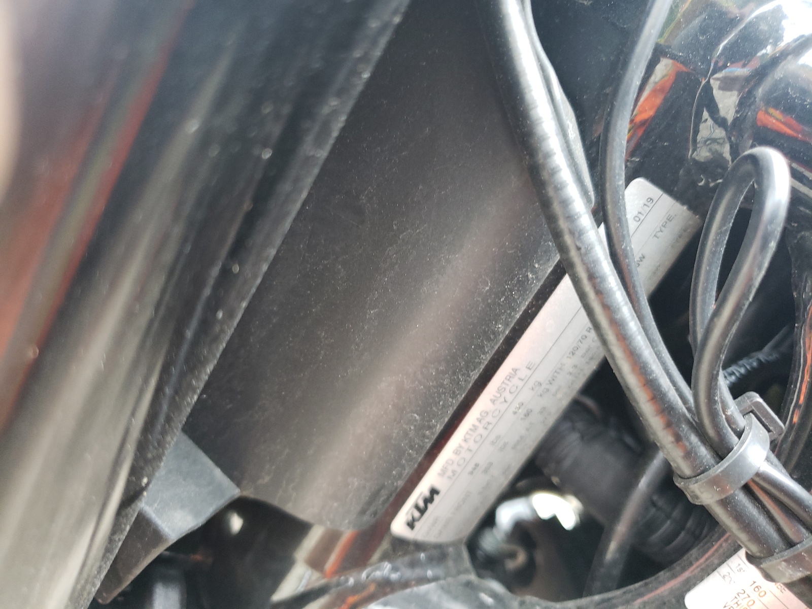 VBKTU6400KM744898 2019 Ktm 790 Duke