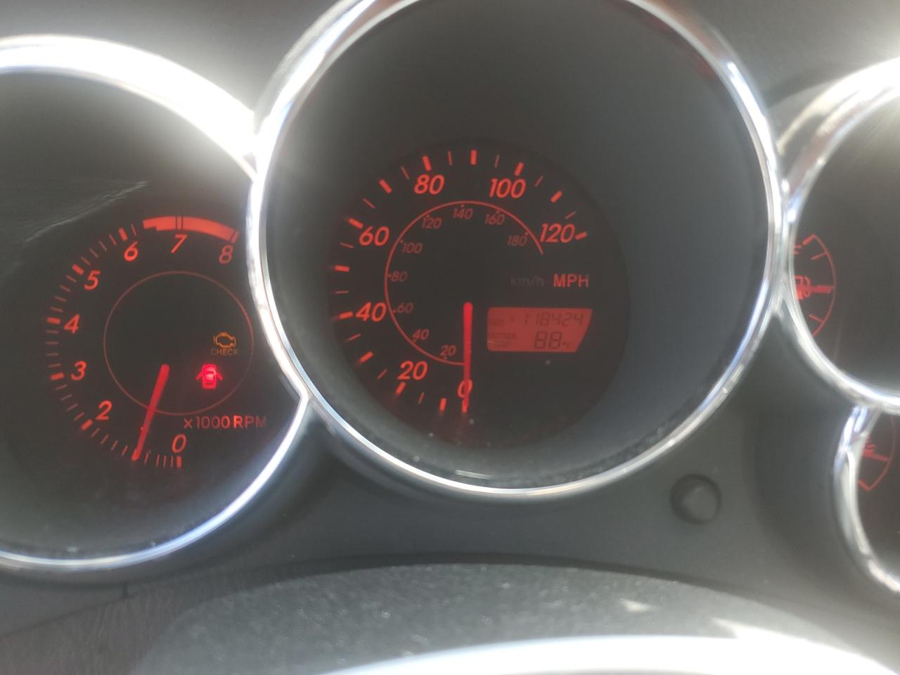 2003 Toyota Corolla Matrix Xr VIN: 2T1KR32E83C120664 Lot: 62871694