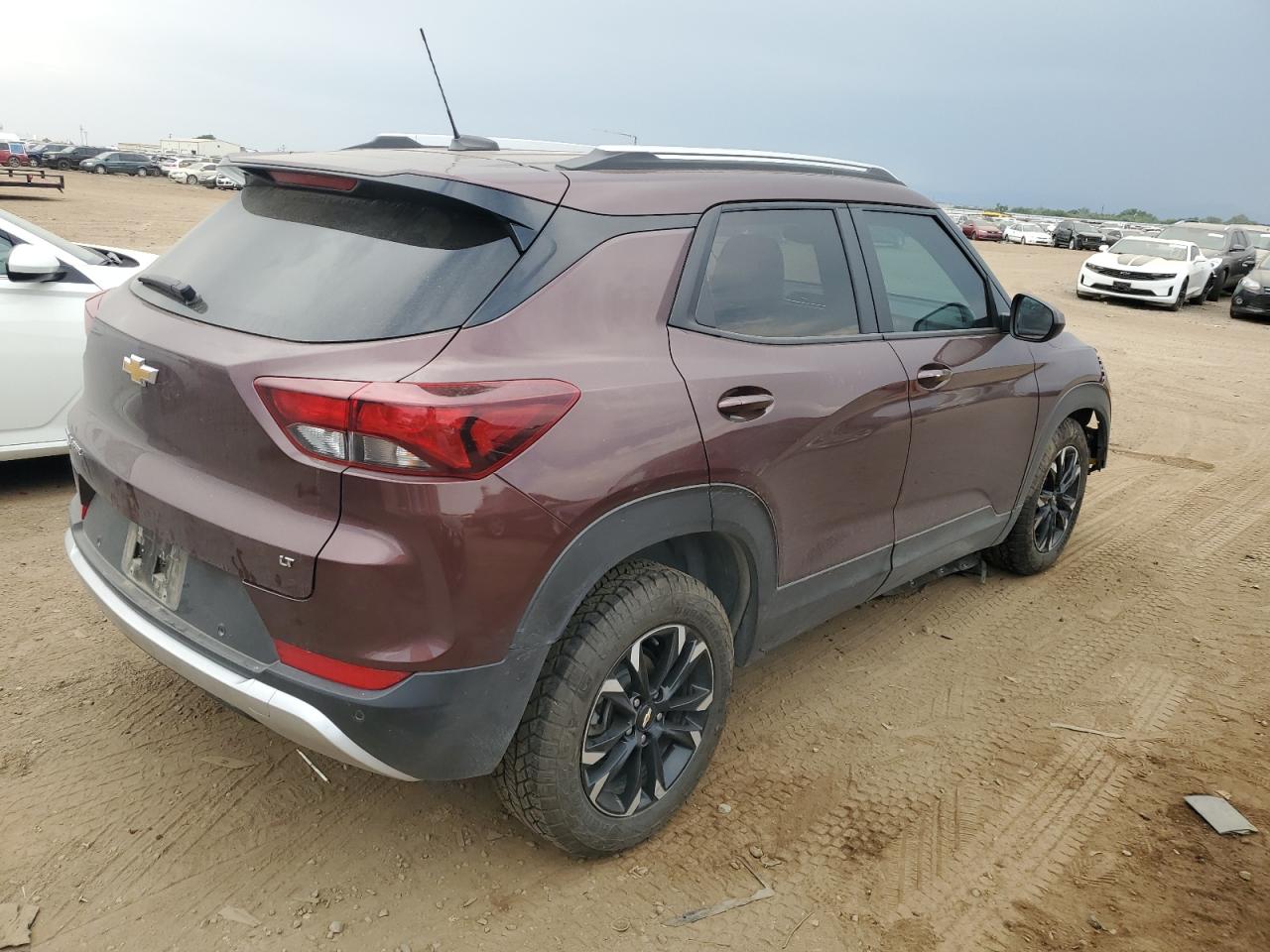 2022 Chevrolet TrailBlazer - Image 3