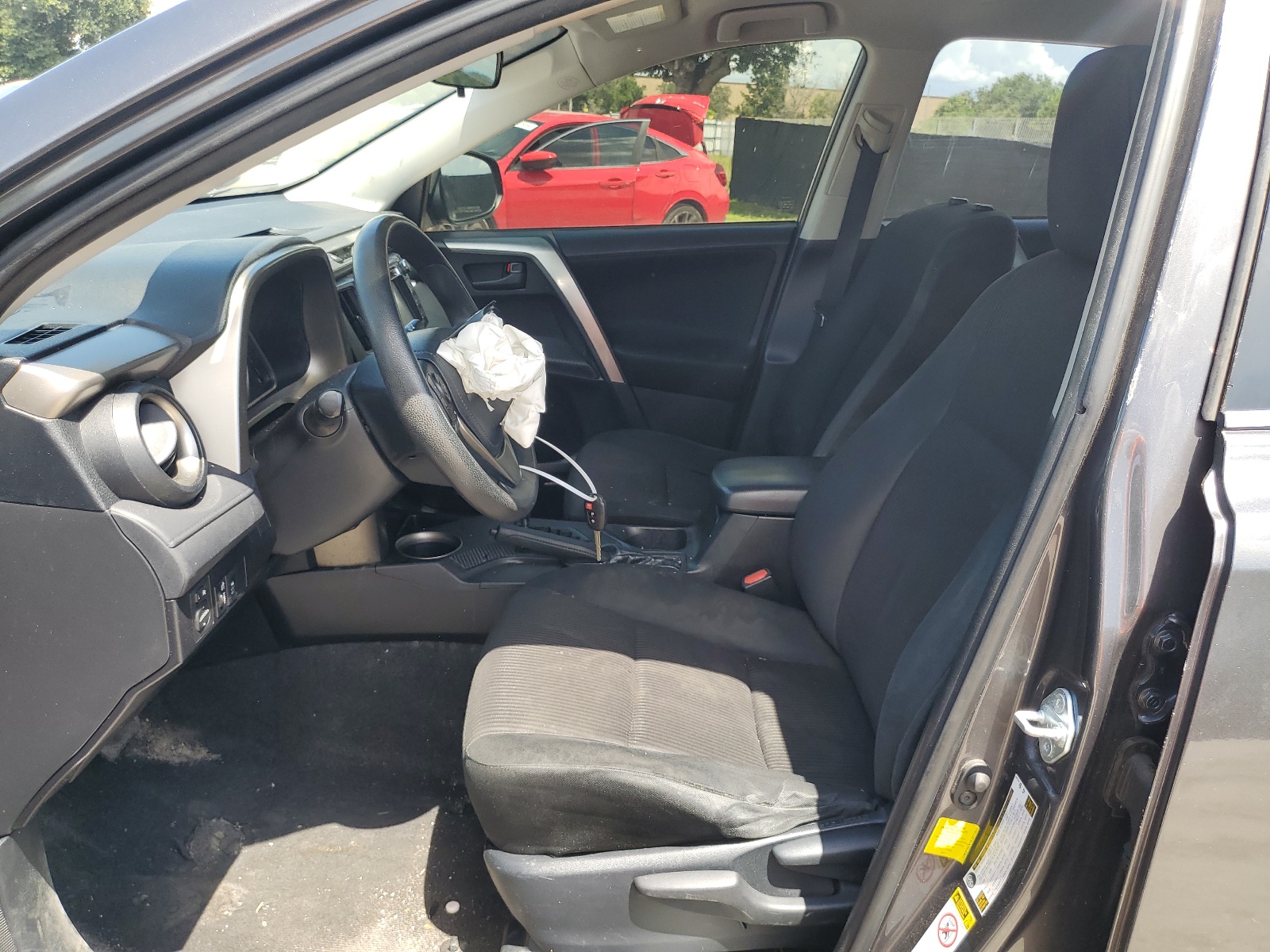 JTMZFREV1EJ011363 2014 Toyota Rav4 Le