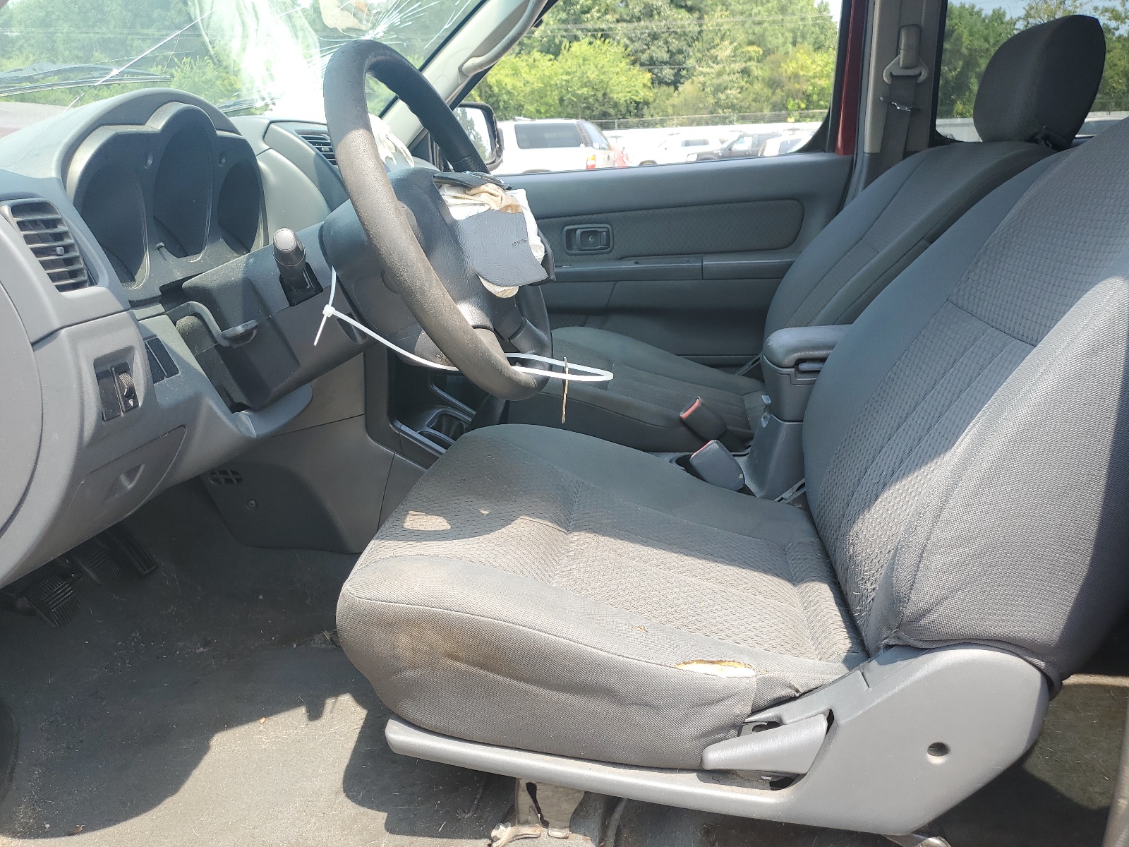 5N1DD28T54C681630 2004 Nissan Xterra Xe