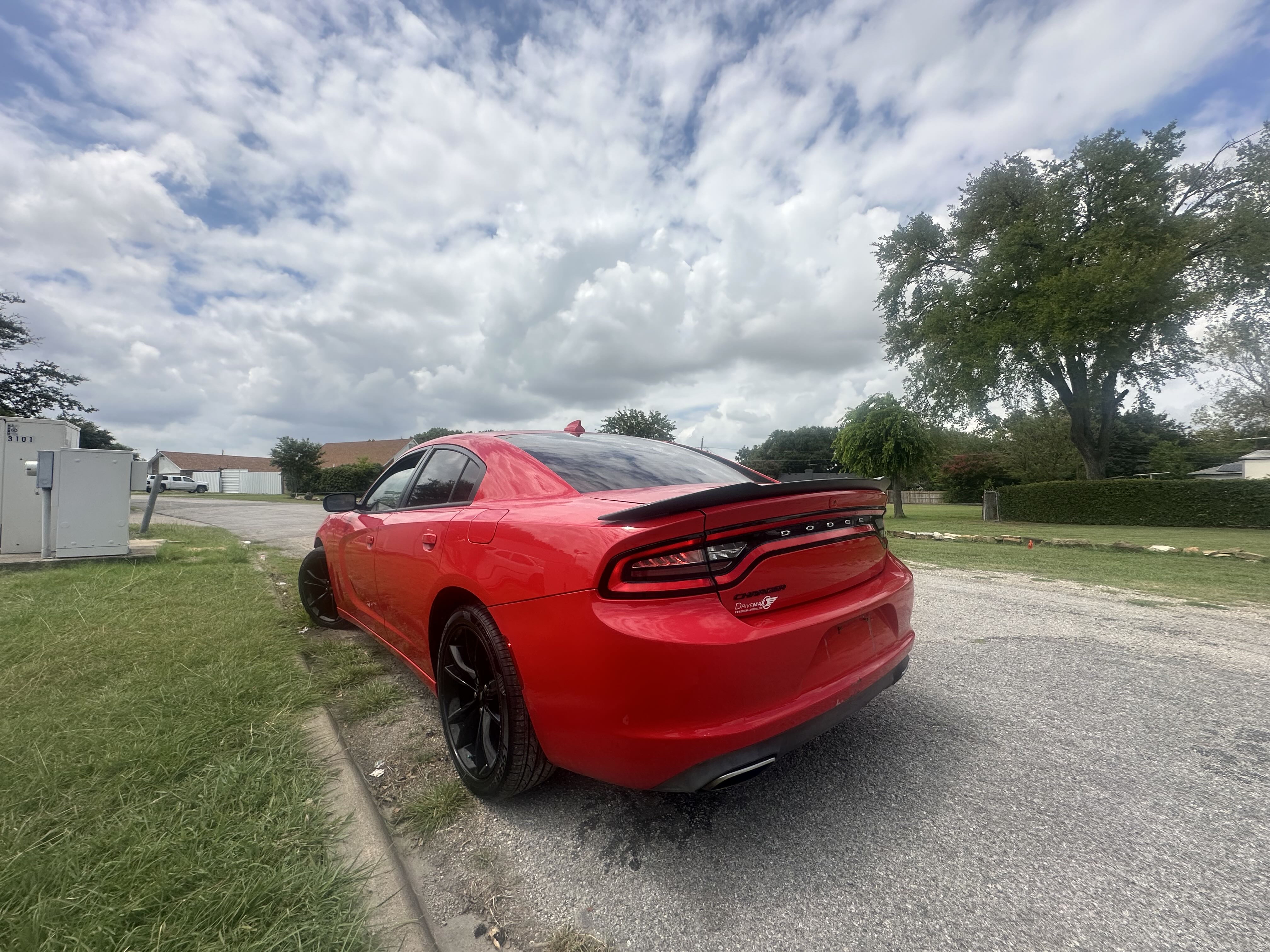 2017 Dodge Charger Sxt vin: 2C3CDXHG5HH576190