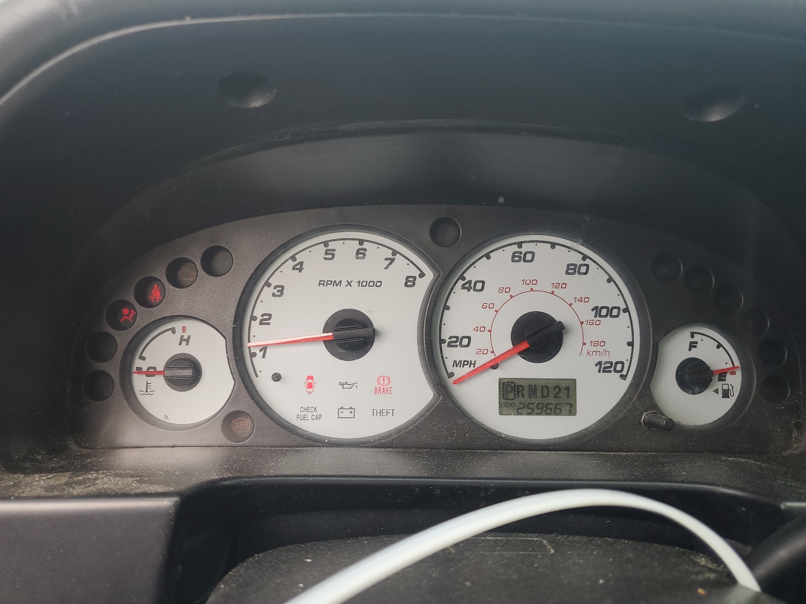 1FMCU93104KB08117 2004 Ford Escape Xlt