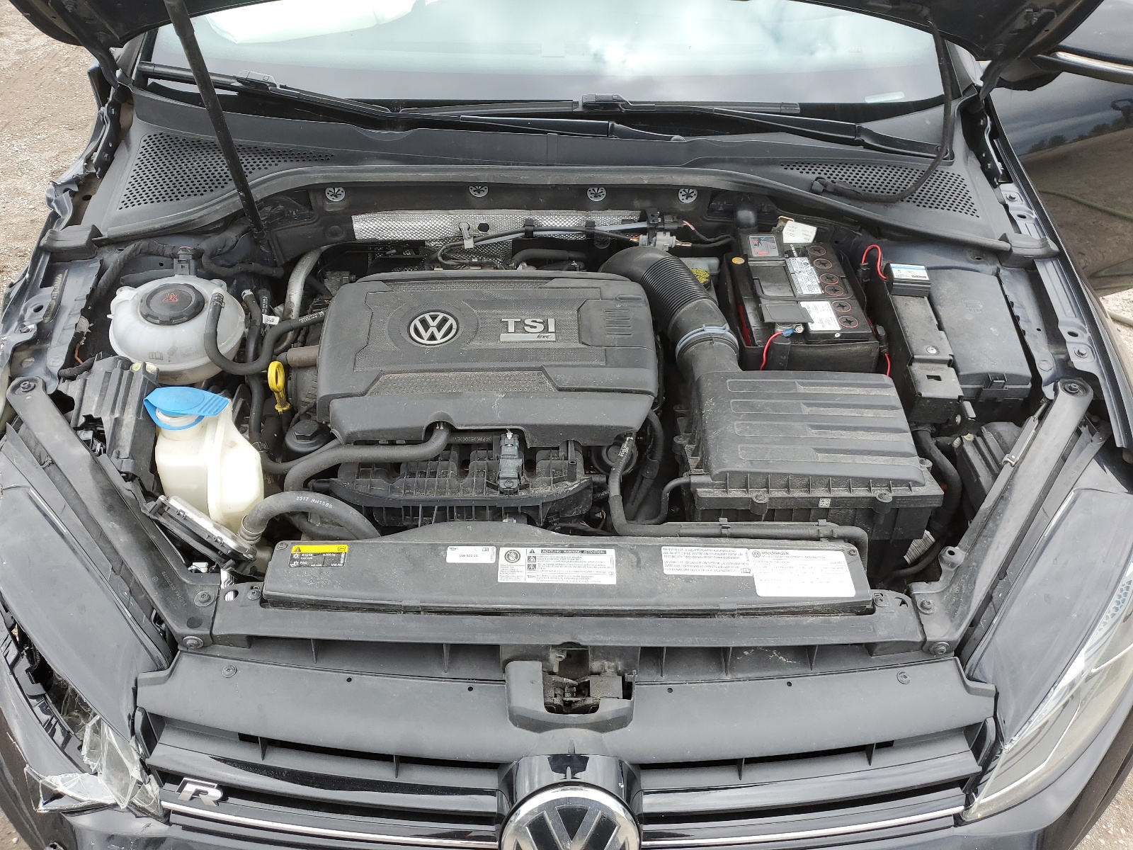 WVWWF7AU2JW117578 2018 Volkswagen Golf R