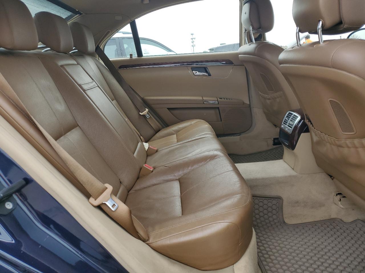 2007 Mercedes-Benz S 550 4Matic VIN: WDDNG86X27A118999 Lot: 64091284