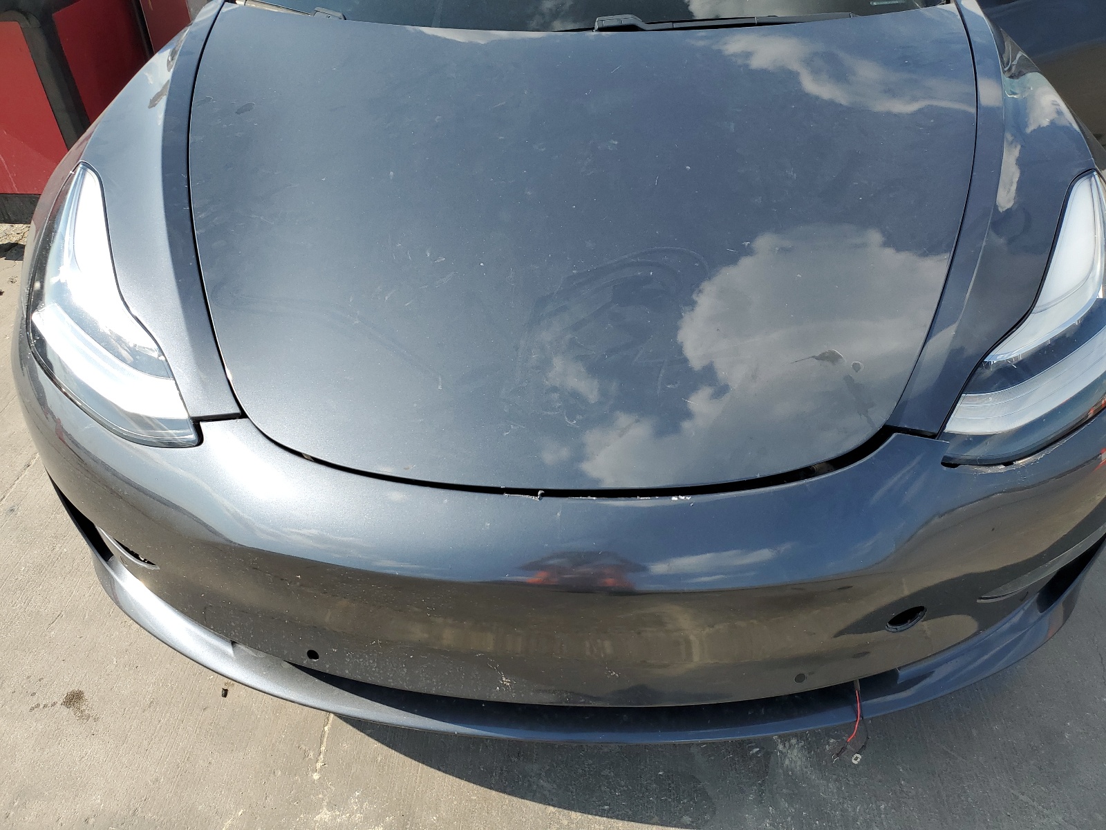 2018 Tesla Model 3 vin: 5YJ3E1EB0JF079168