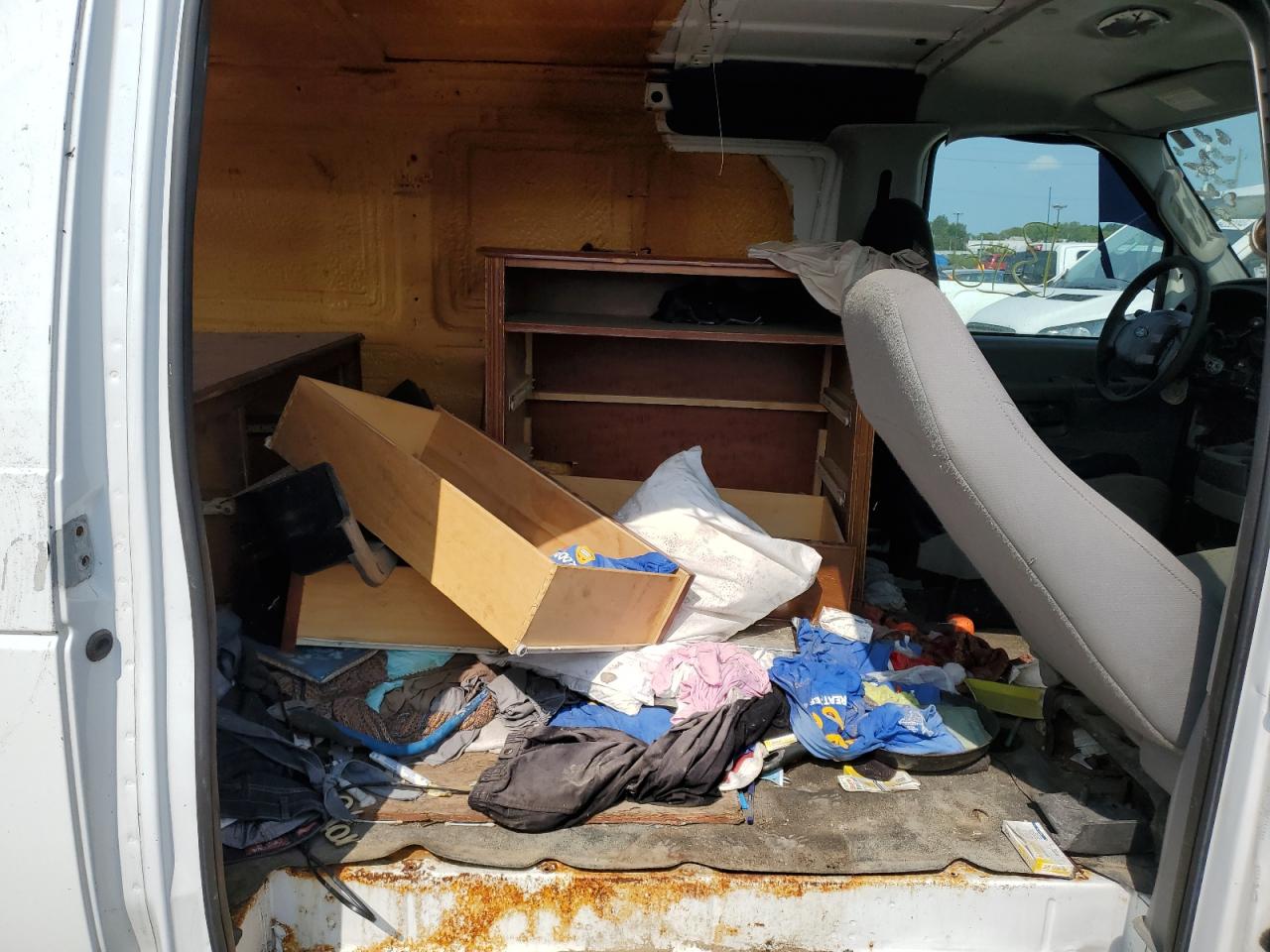 2008 Ford Econoline E150 Van VIN: 1FTNE14WX8DB18038 Lot: 64150244