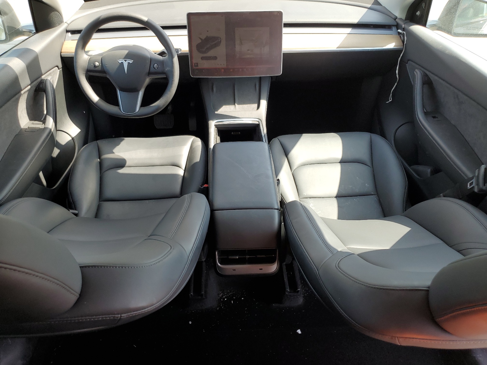 7SAYGDEE4NA005513 2022 Tesla Model Y