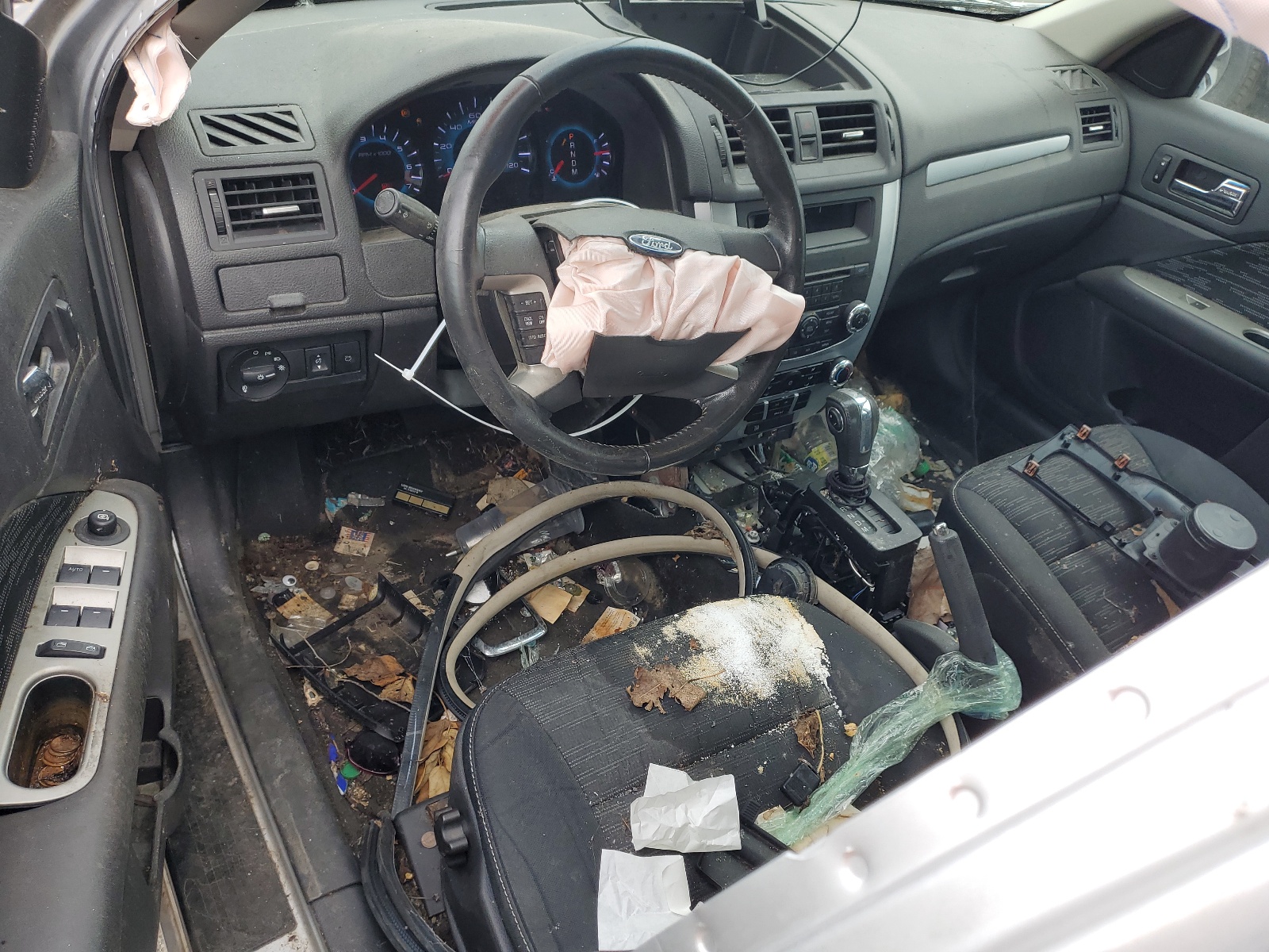 3FAHP0HA5CR105980 2012 Ford Fusion Se