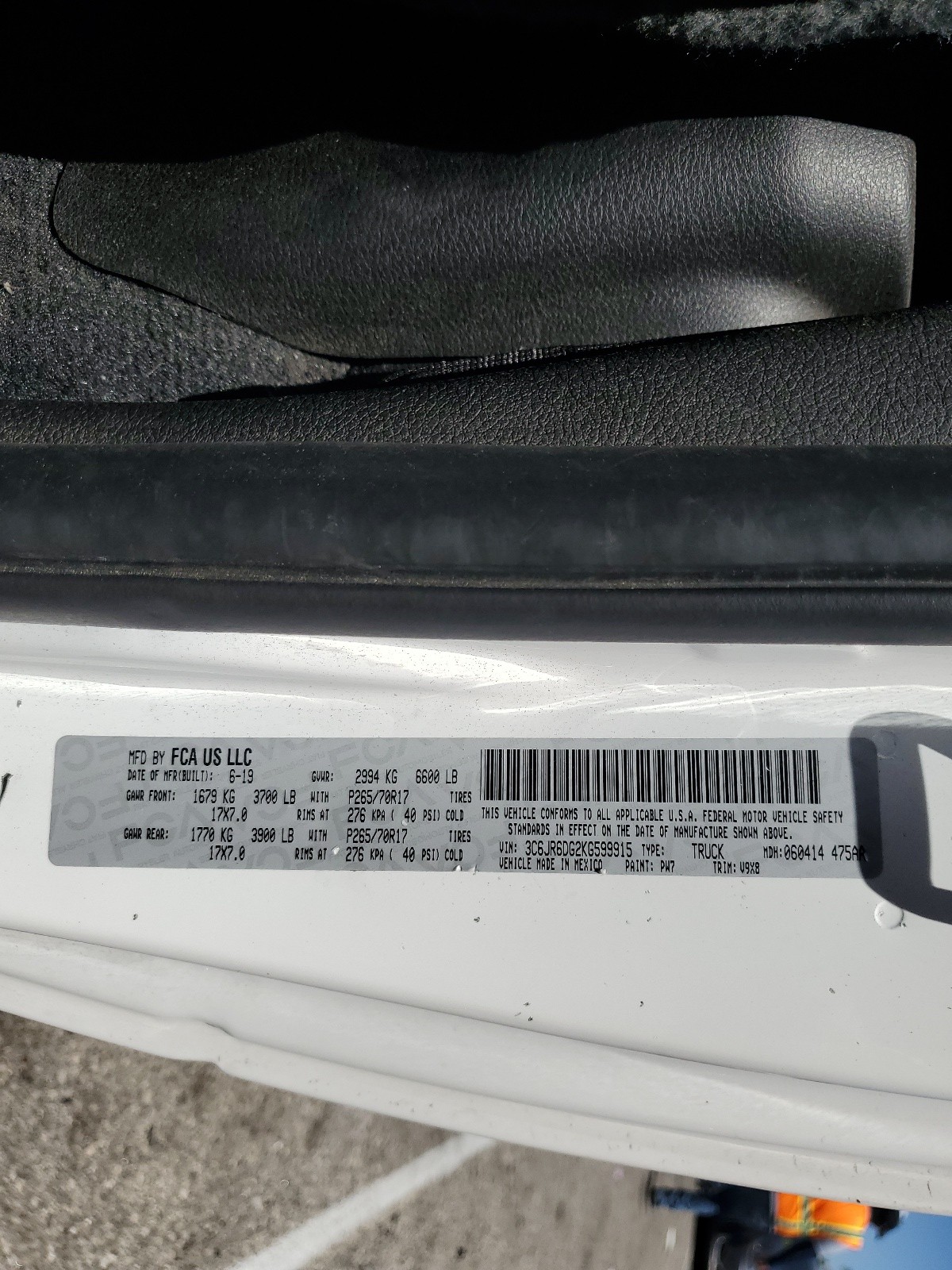 3C6JR6DG2KG599915 2019 Ram 1500 Classic Tradesman