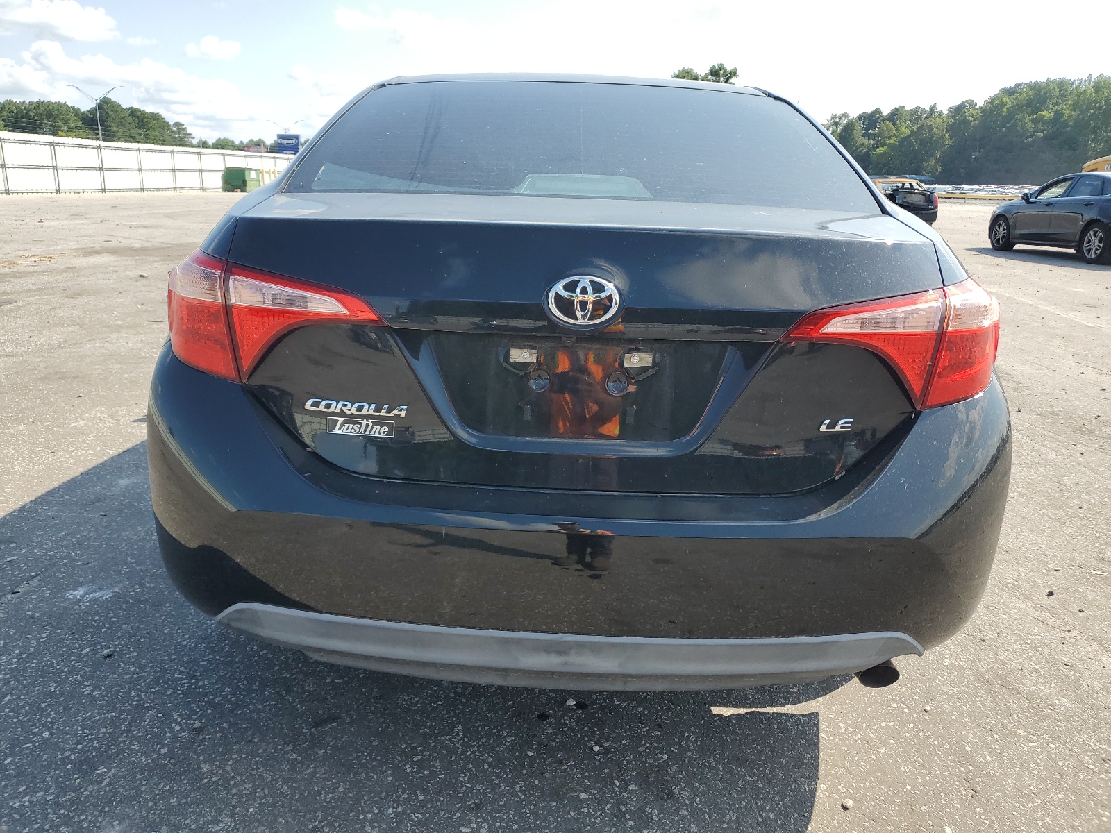 2019 Toyota Corolla L vin: 5YFBURHE4KP863927