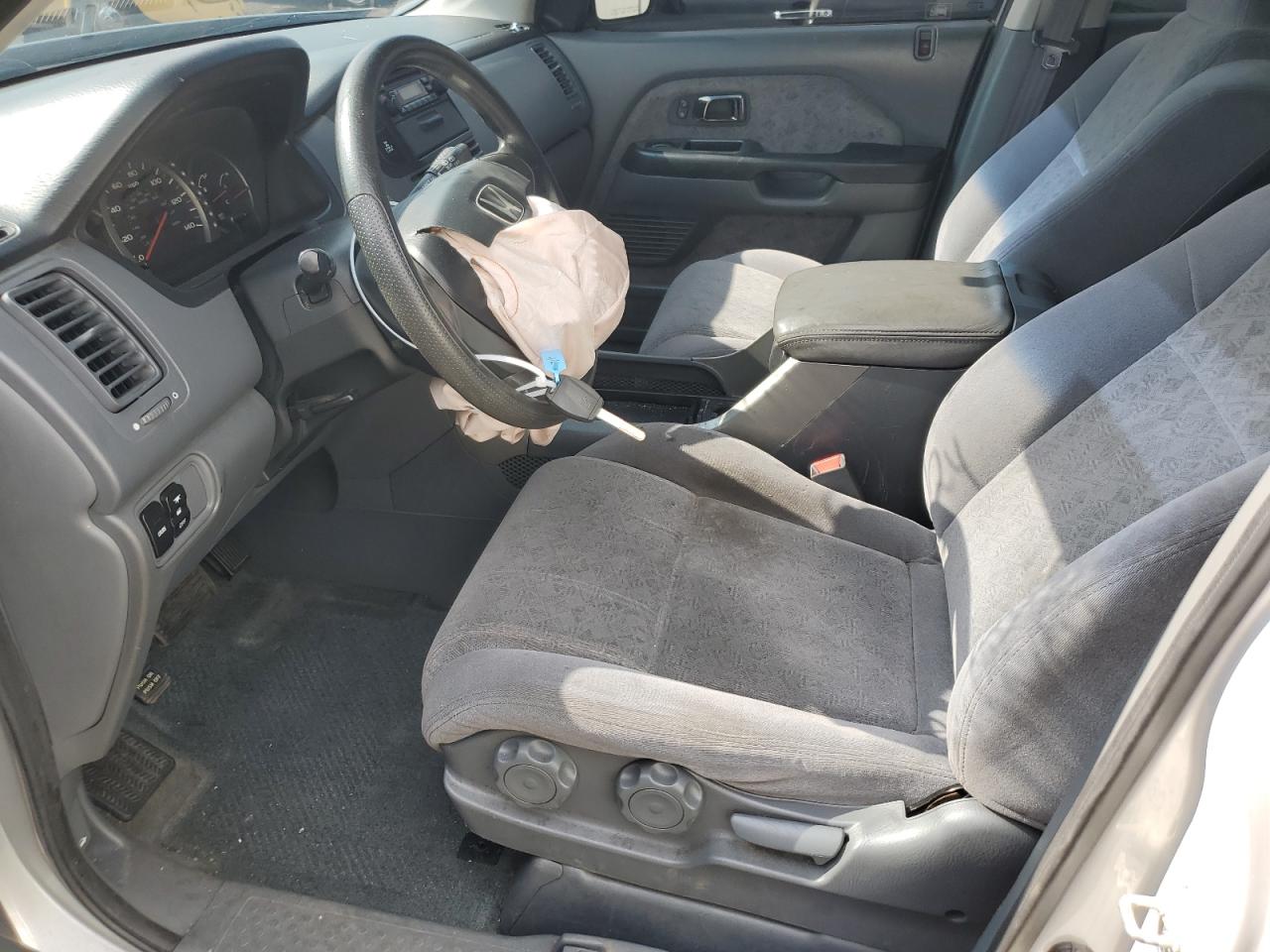 2005 Honda Pilot Lx VIN: 2HKYF18155H555962 Lot: 65118664