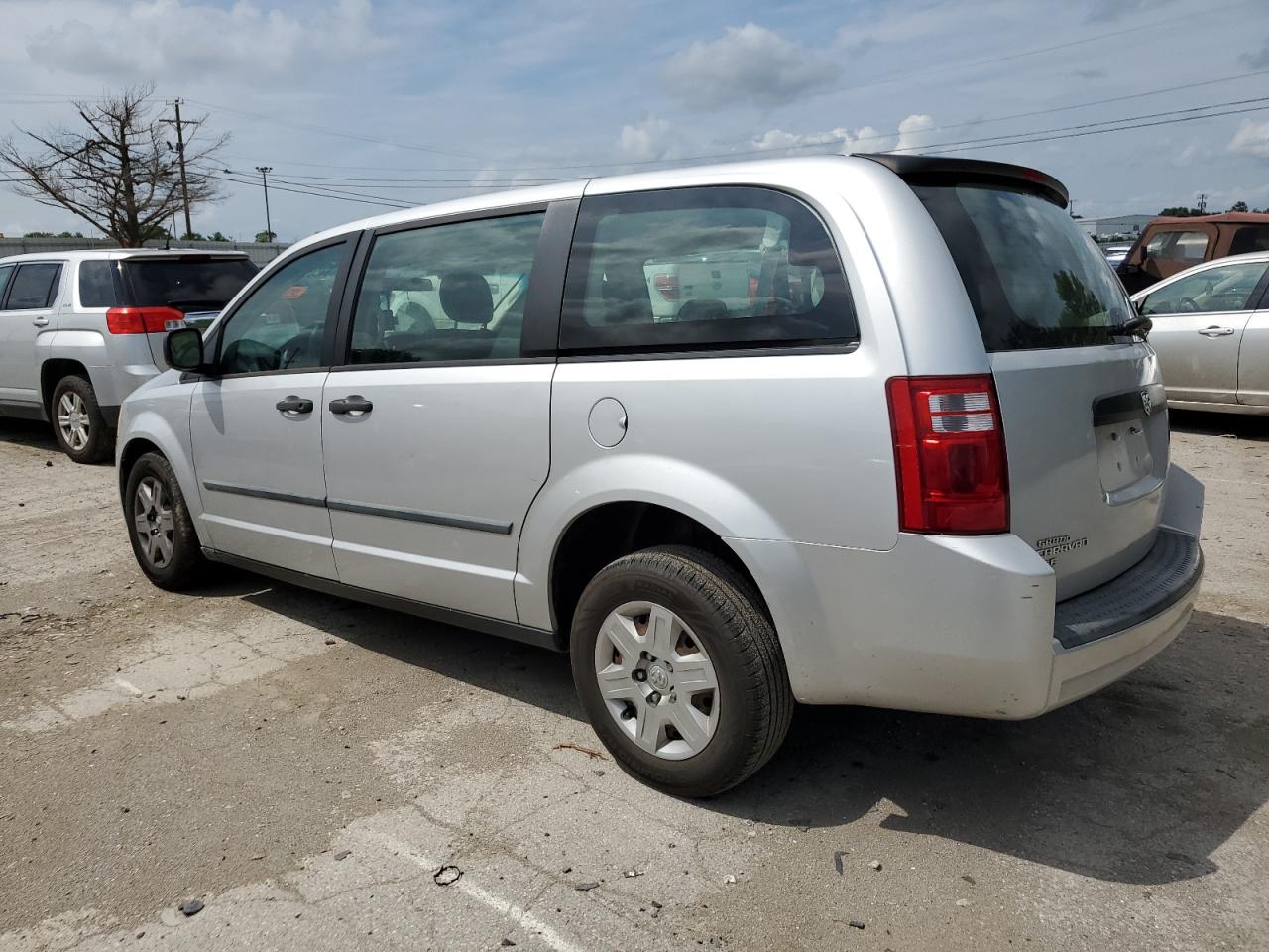 2008 Dodge Caravan - Image 2