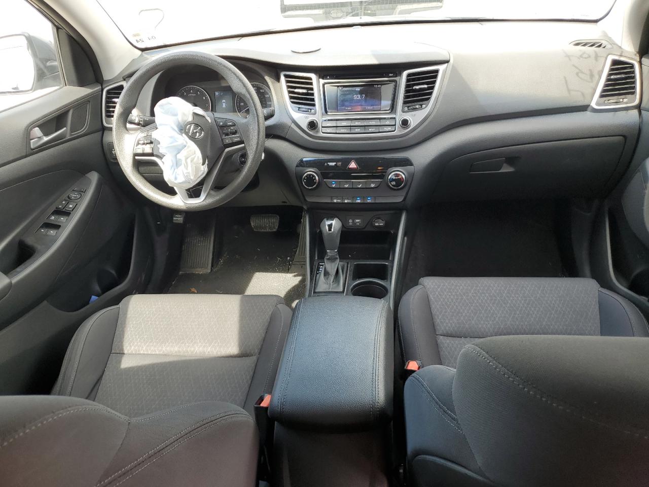 2017 Hyundai Tucson Se VIN: KM8J23A42HU445194 Lot: 61998274