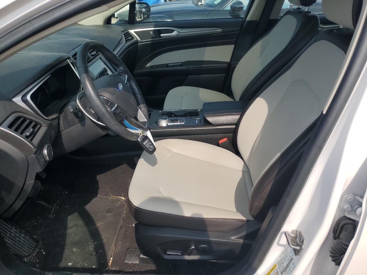 2019 Ford Fusion Se VIN: 3FA6P0HD7KR268551 Lot: 64804434