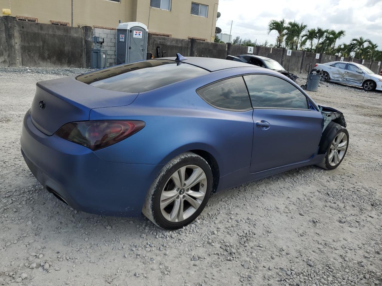 2011 Hyundai Genesis Coupe 2.0T VIN: KMHHT6KD5BU055869 Lot: 63111084