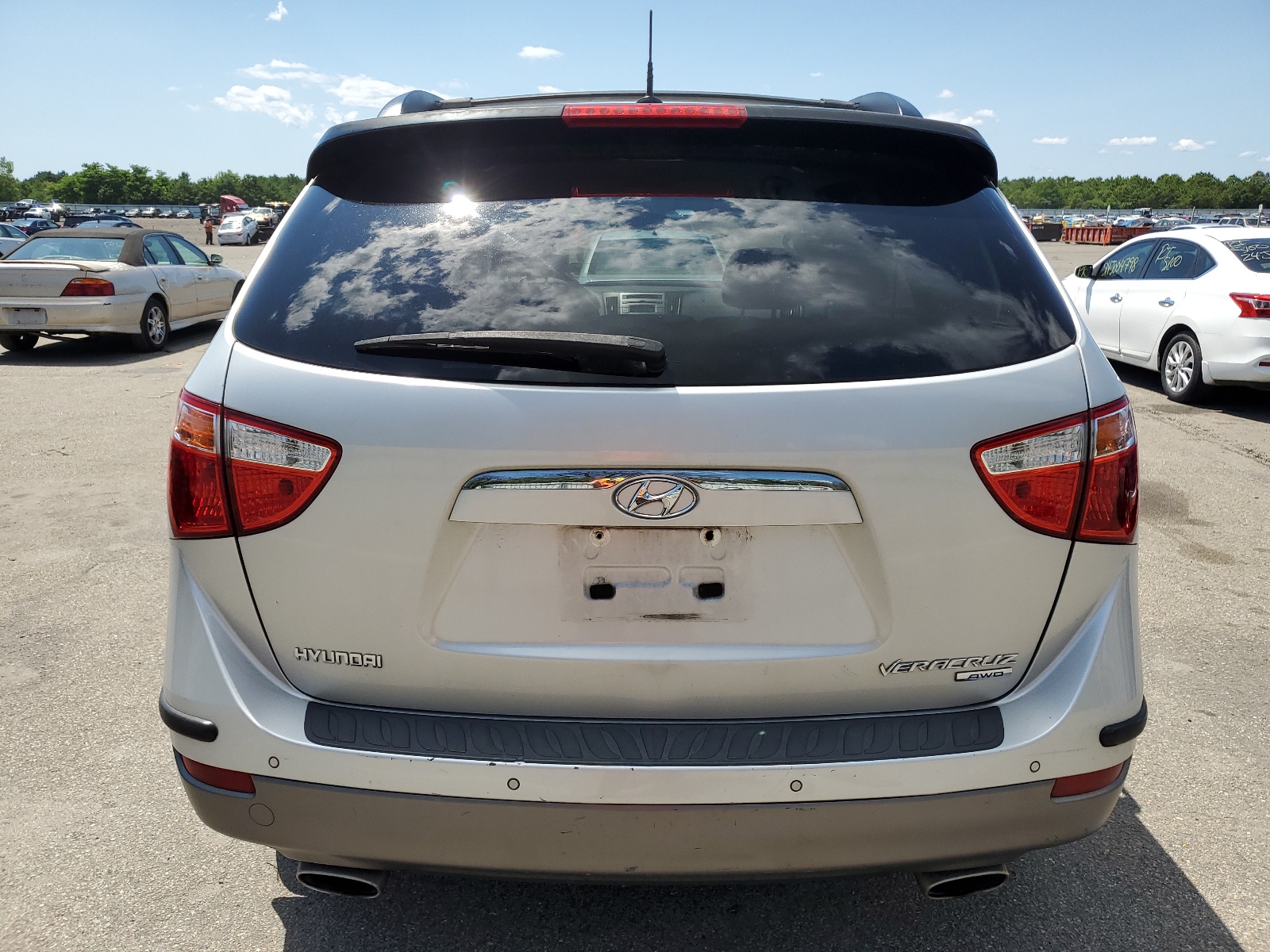 KM8NUDCC9BU141809 2011 Hyundai Veracruz Gls