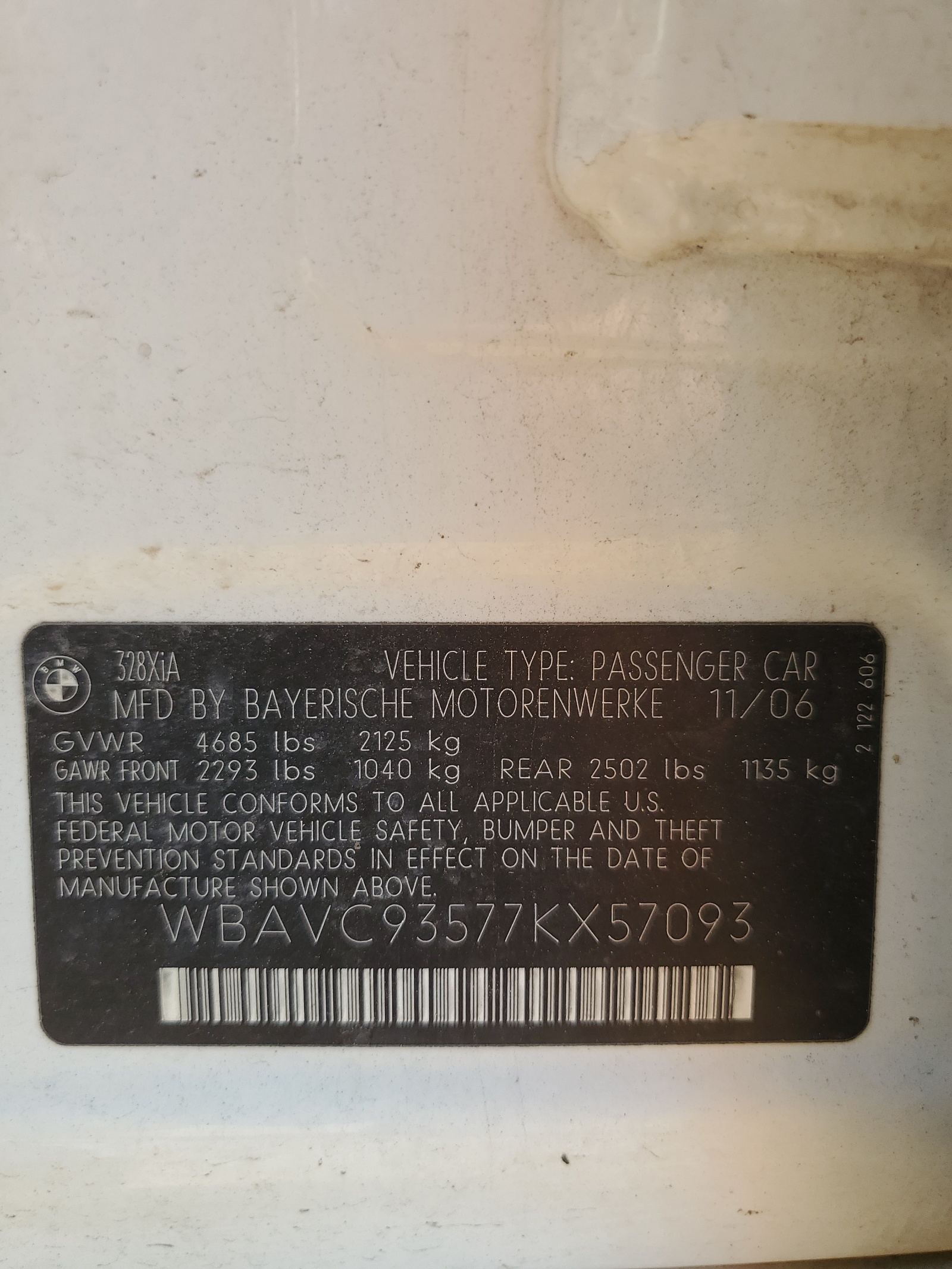 WBAVC93577KX57093 2007 BMW 328 Xi