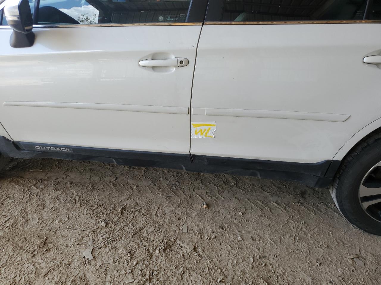 2018 Subaru Outback 2.5I Limited VIN: 4S4BSANC9J3272716 Lot: 63641604