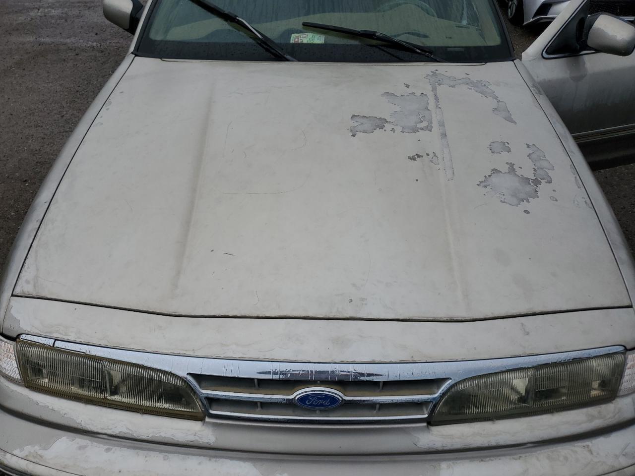 1995 Ford Crown Victoria VIN: 2FALP73W6SX120042 Lot: 65658014