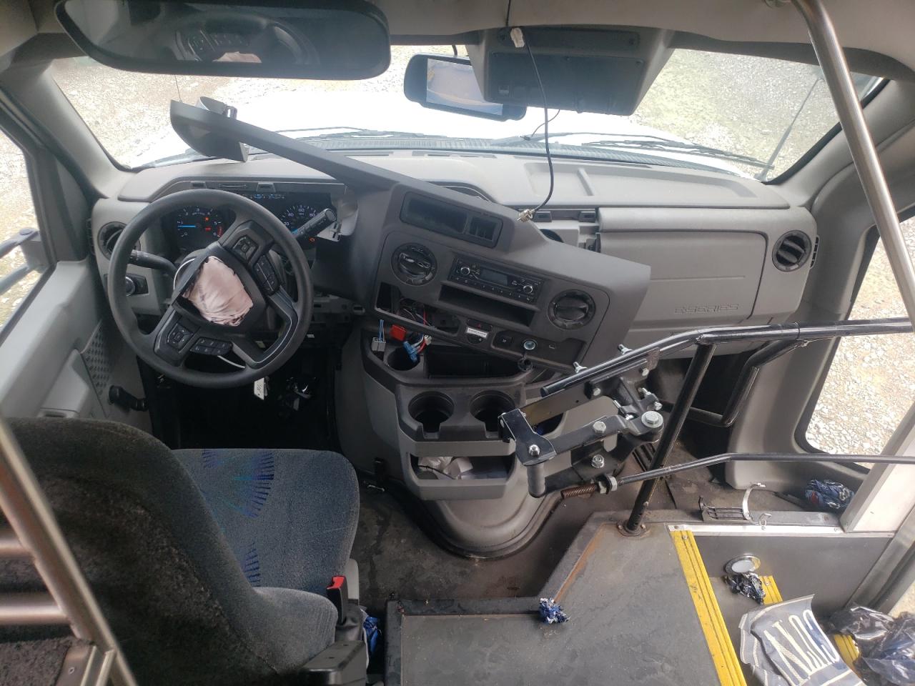 2024 Ford Econoline E350 Super Duty Cutaway Van VIN: 1FDEE3FN8RDD12600 Lot: 64349624