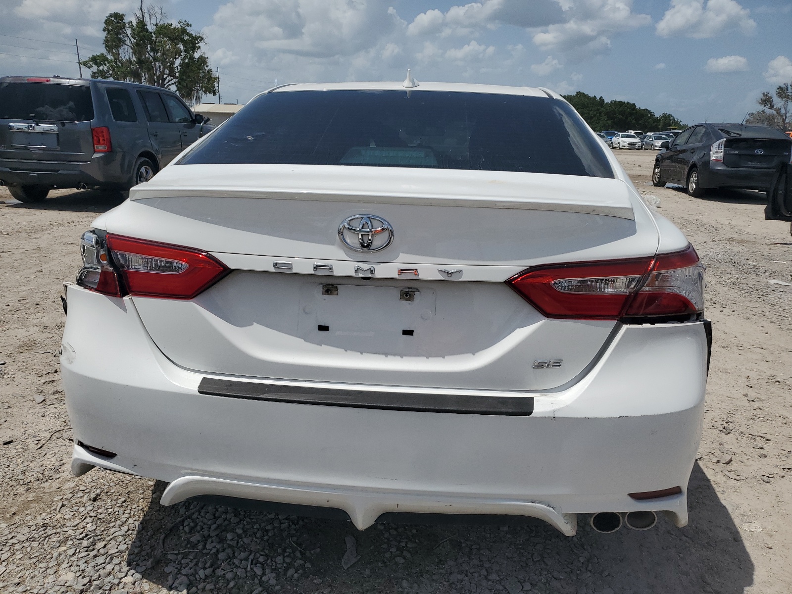 2020 Toyota Camry Se vin: 4T1G11AK6LU369150