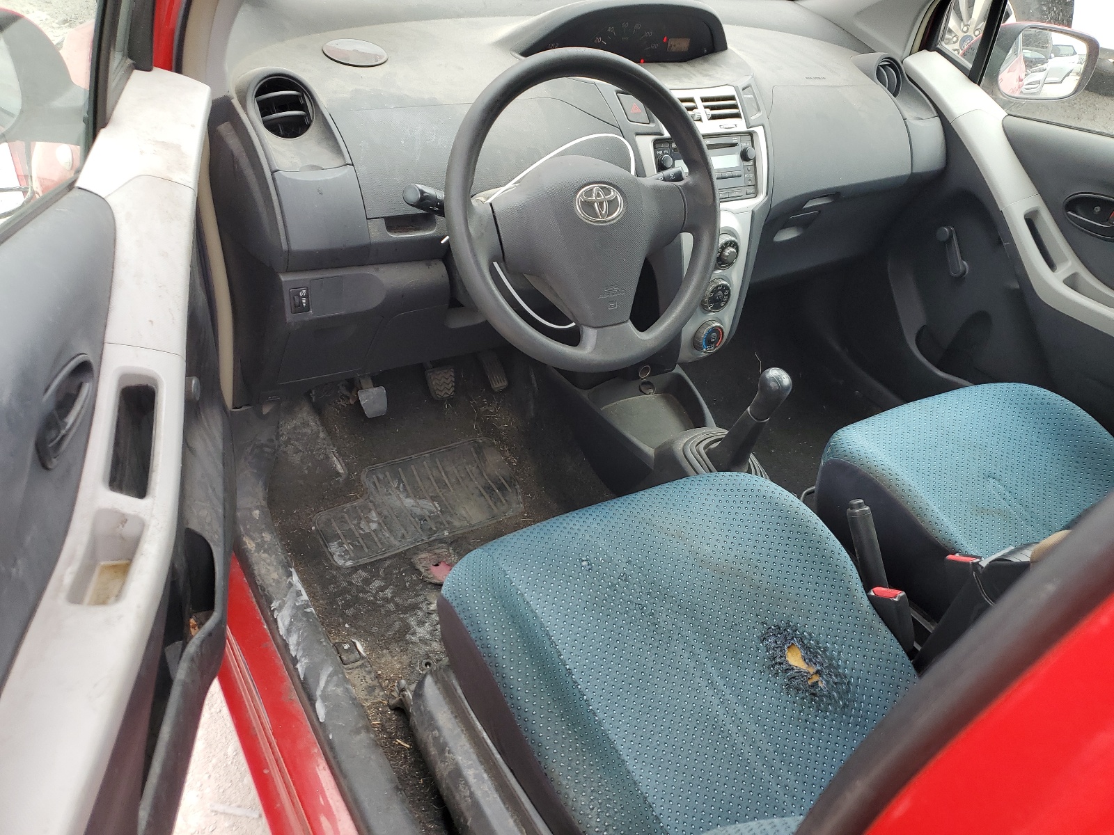 JTDJT923775067716 2007 Toyota Yaris